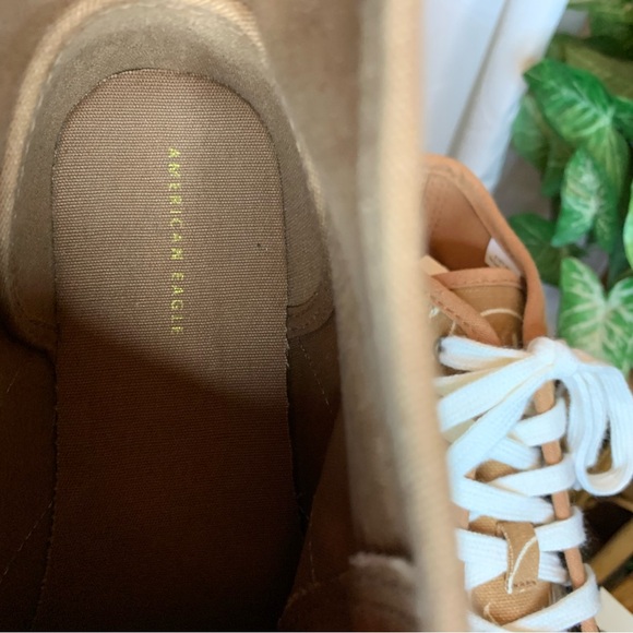 American Eagle Brown Canvas High-Top Sneakers with White Smiley Print - Picture 12 of 14